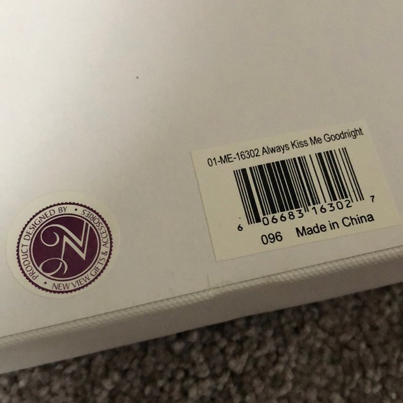 "Always Kiss Me Goodnight" Light Up Canvas - Picture 8 of 8